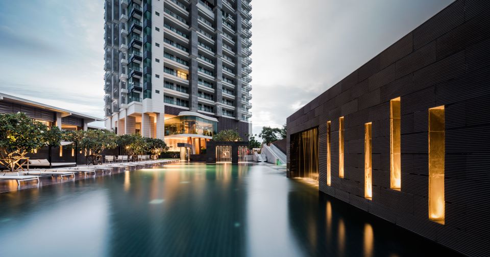 ReflectionPattaya-1.jpg