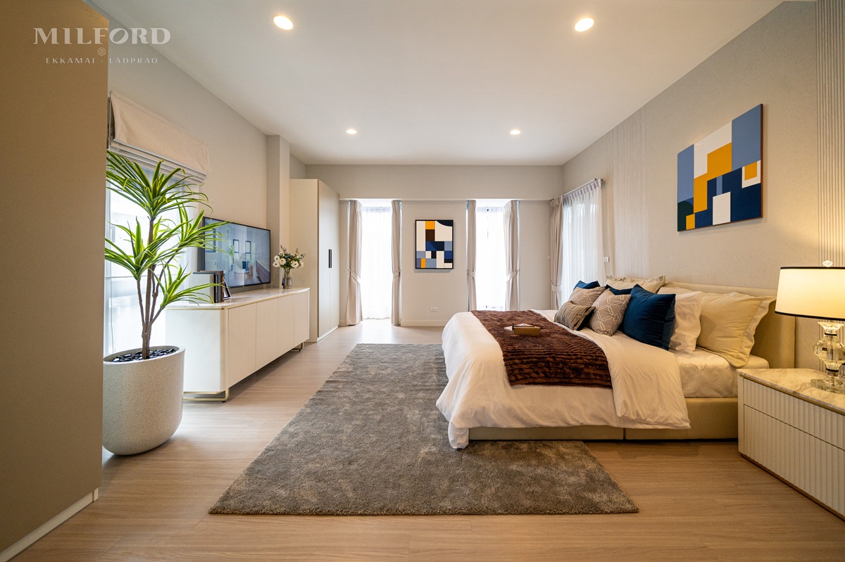 mft_el-show-house-bedroom